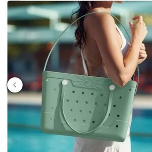 Stylish Green Tote Bag